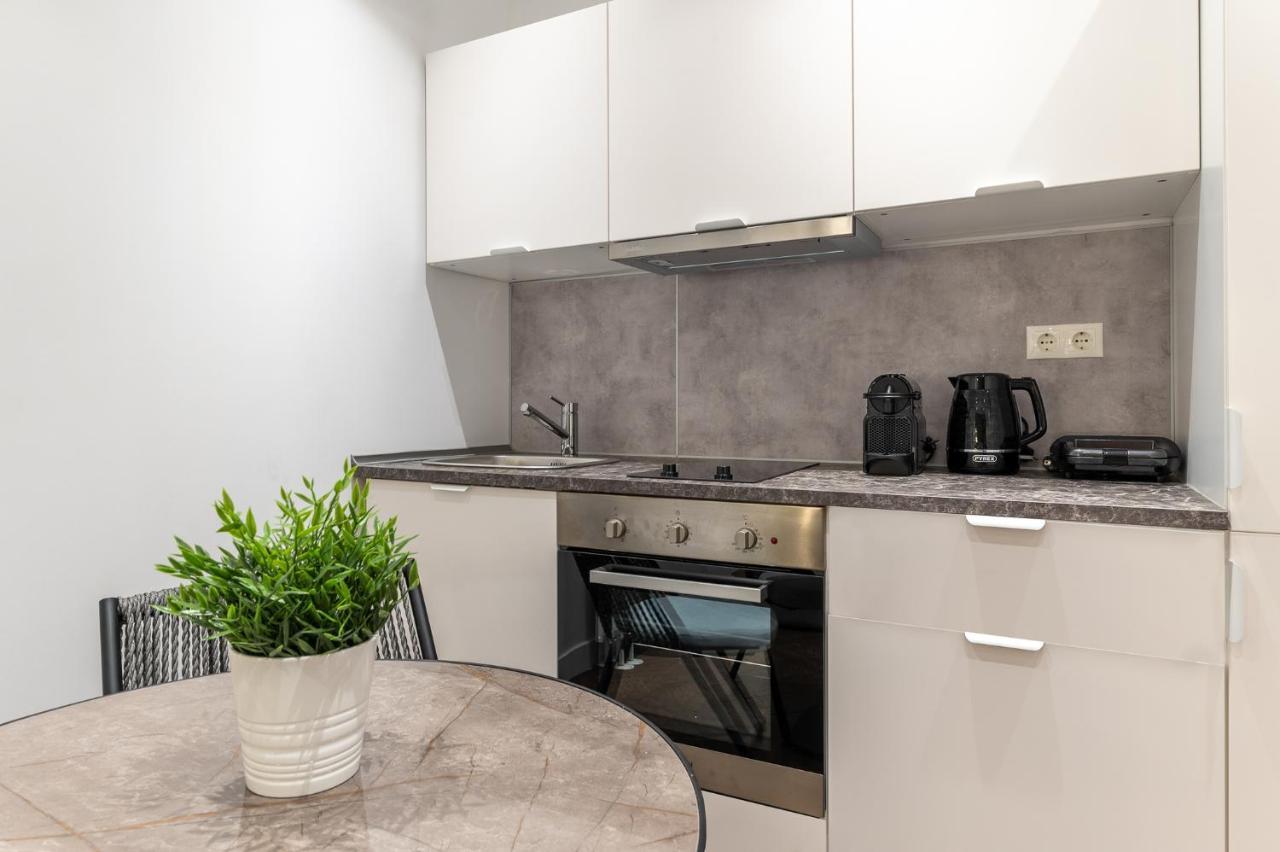Phaedrus Living Luxury Studio Kolonaki Tsakalof Apartamento Atenas Exterior foto